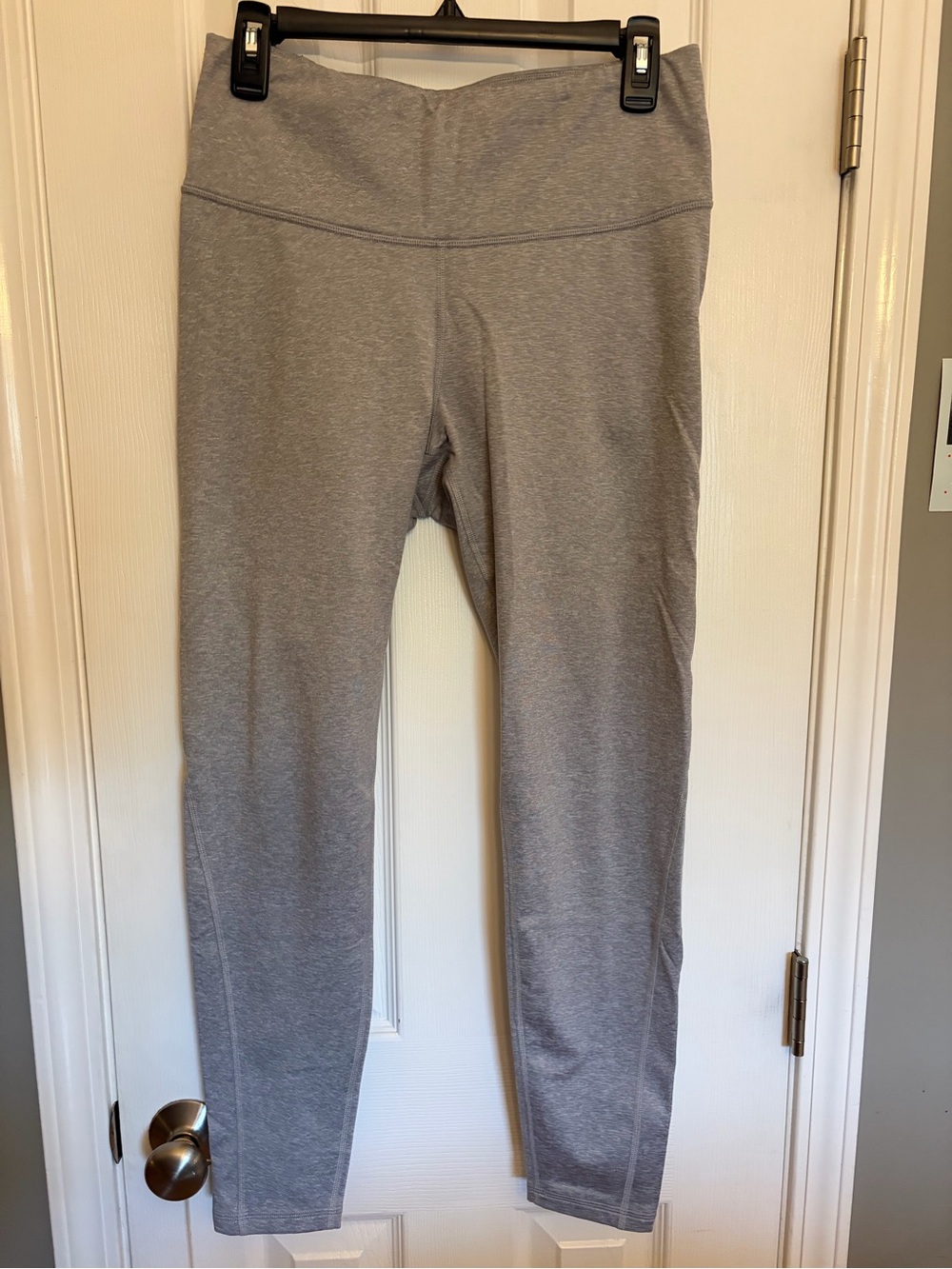 Gray Old Navy Active Leggings